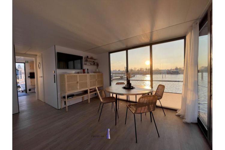 Hausboot Fjord Haven Mit Biosauna In بارث المظهر الخارجي الصورة