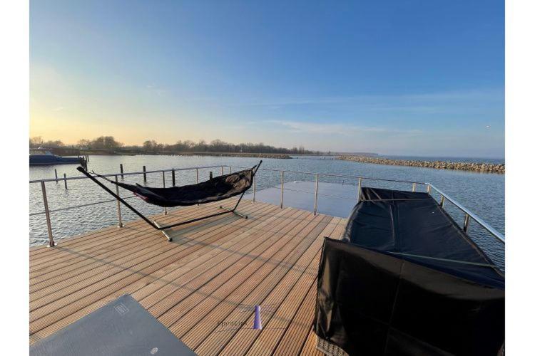 Hausboot Fjord Haven Mit Biosauna In بارث المظهر الخارجي الصورة