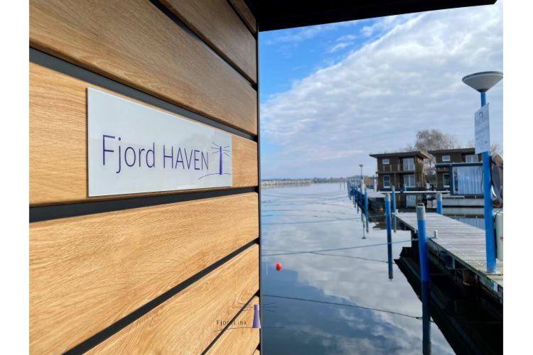 Hausboot Fjord Haven Mit Biosauna In بارث المظهر الخارجي الصورة