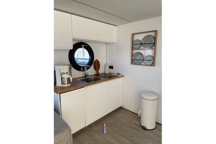 Hausboot Fjord Haven Mit Biosauna In بارث المظهر الخارجي الصورة